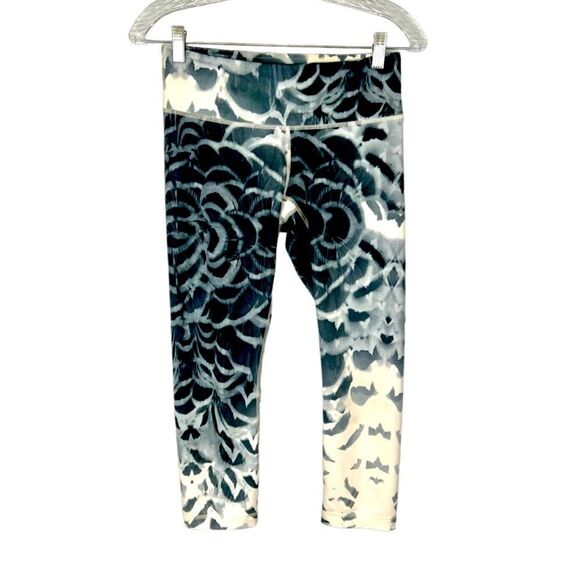 Lululemon Wunder Under Crop II Legging Pretty Plume Angel Wing Black Luon size 6 - Picture 2 of 11